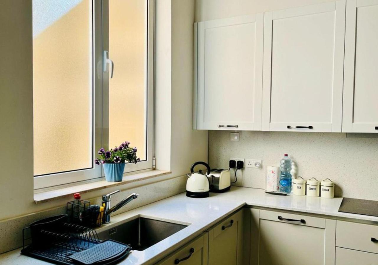 Deluxe One Bedroom Apartment 10 Meters From Valletta Center Exterior photo